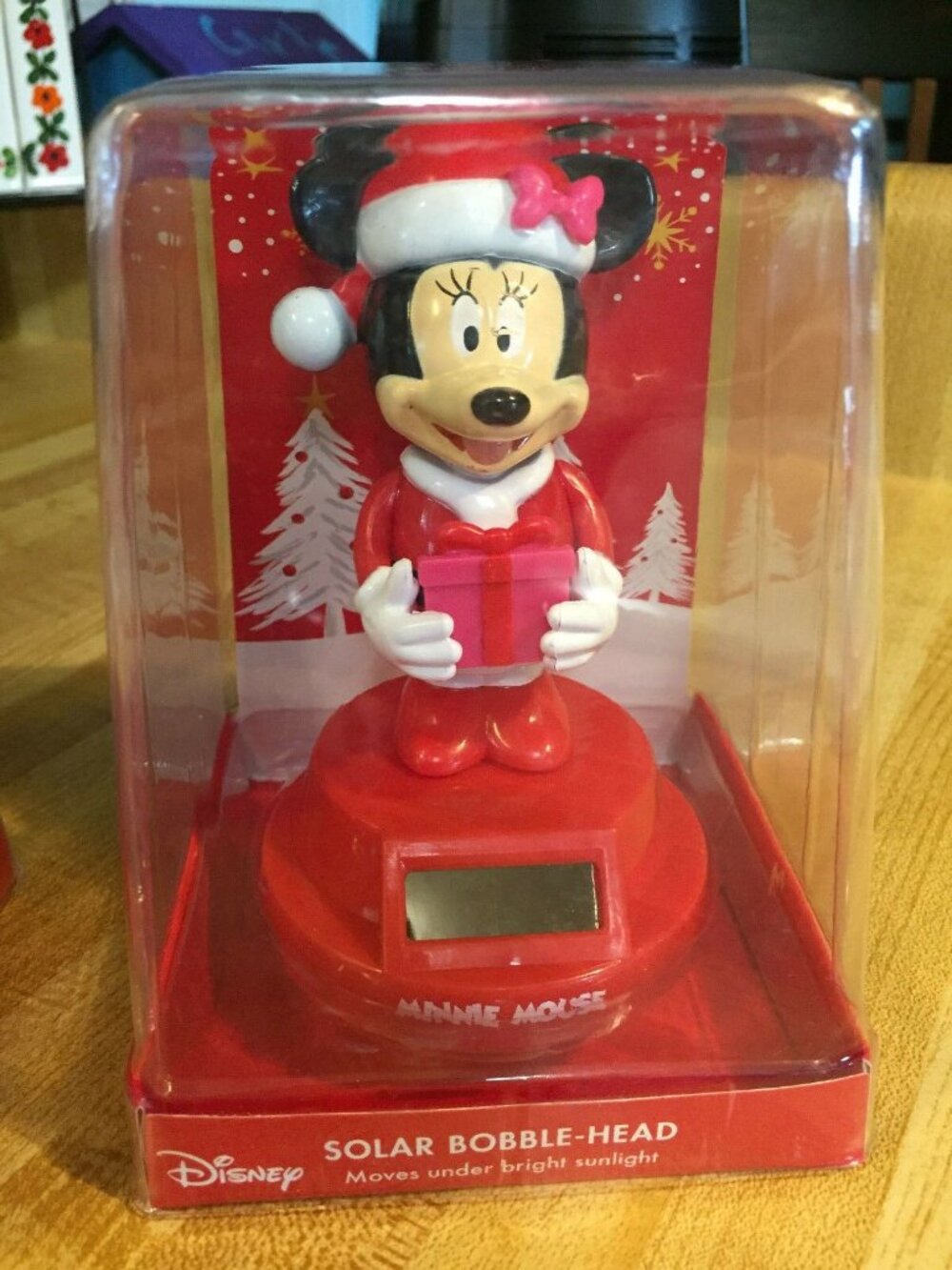 CHRISTMAS MINNIE MOUSE SOLAR BOBBLE HEAD Bobblehead U35